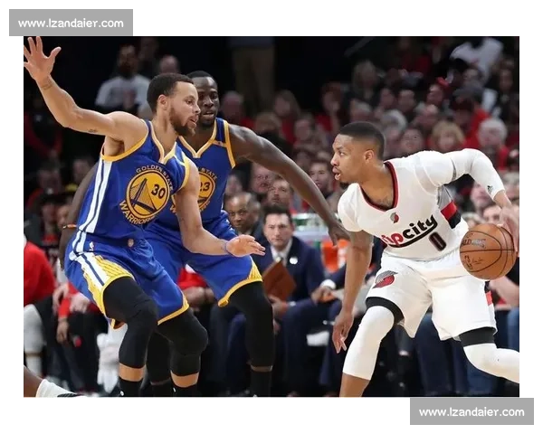 湖人强势迎战开拓者詹眉联手冲击西部关键胜利之夜焦点战前瞻全场